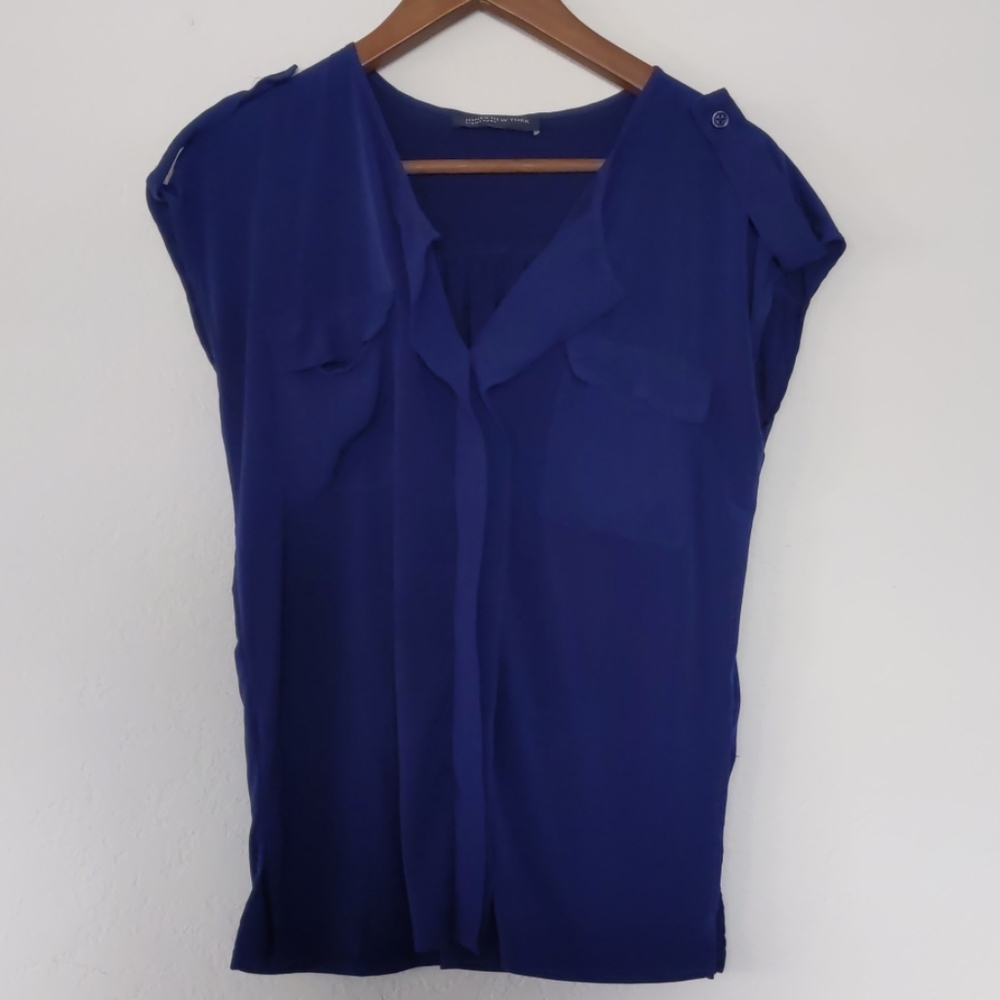 Jones New York Signature Navy Blue Top